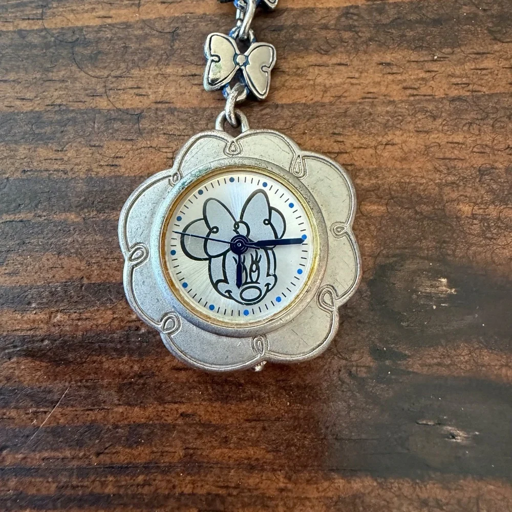 Rare Vintage Disney Minnie Mouse Watch Clip On